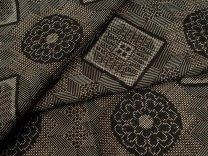平和屋着物●本場大島紬　龍郷絣　正絹　逸品　未使用　CABC6941yc