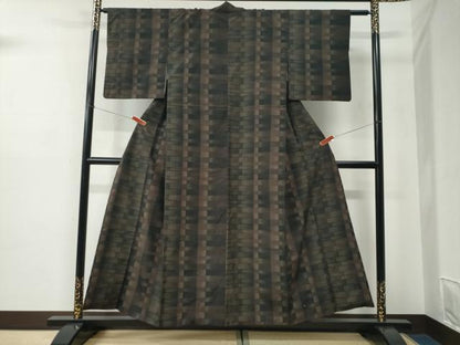 平和屋着物●結城紬　80亀甲　変わり格子　やまと誂製　正絹　逸品　CABC6975yc
