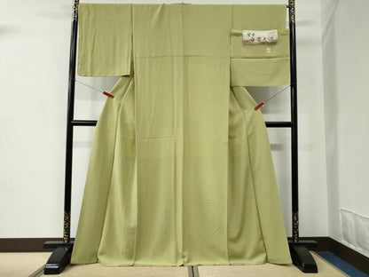平和屋着物●上質な色無地　作家物　堅牢　白南天染　抹茶色　反端付き　正絹　逸品　未使用　CABC7005yc