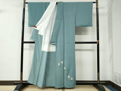 平和屋着物●松尾光琳　色留袖　刺繍　芝草兎草花文　銀彩　鬼しぼ縮緬　正絹　逸品　CABC7031yc