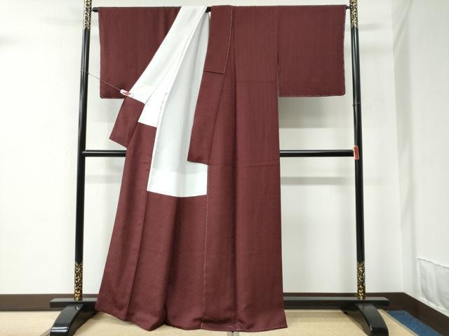 平和屋着物●上質な色無地　蜀江花地紋　葡萄色　正絹　逸品　未使用　CABC7033yc