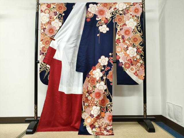 平和屋着物●豪華振袖　駒刺繍　吉祥梅文　金彩　正絹　逸品　CABC7044yc