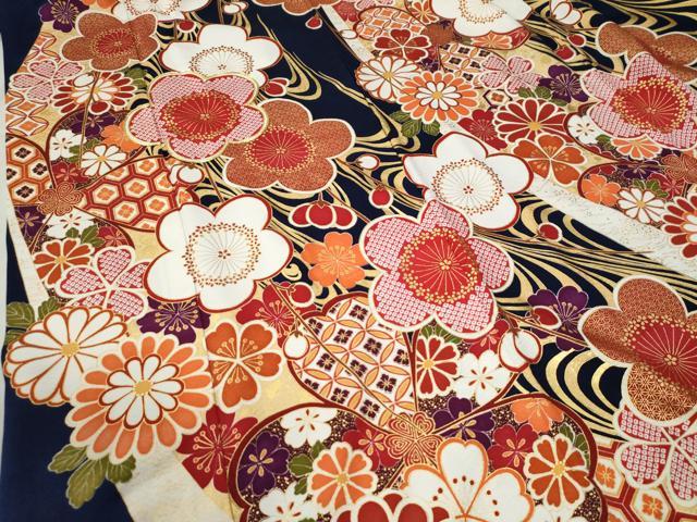 平和屋着物●豪華振袖　駒刺繍　吉祥梅文　金彩　正絹　逸品　CABC7044yc