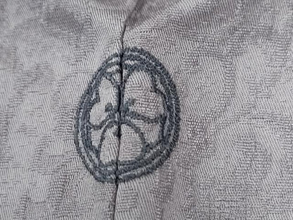 平和屋着物●螺鈿作家　甲斐泰造監修　色無地　花唐草地紋　牡丹鼠色　正絹　逸品　未使用　CABC7072yc