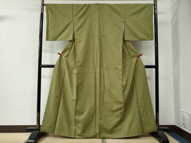 平和屋着物●上質な色無地　紗綾形梅鉢地紋　青丹色　正絹　逸品　CABC7091yc
