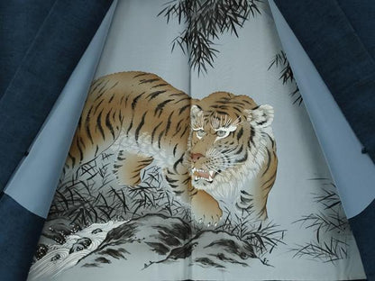 平和屋着物●男性　紬　アンサンブル　色無地　濃紺地　羽裏：虎　正絹　逸品　CABC7093yc