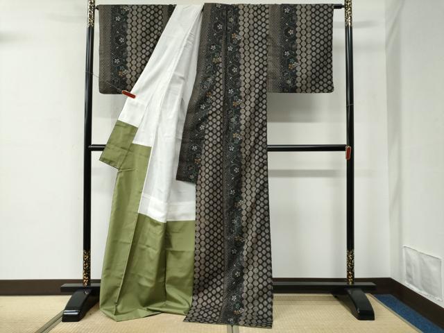 平和屋着物●本場大島紬　7マルキ　雪輪吉祥舞桜文　ロング丈　正絹　逸品　CABC7099yc