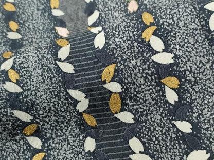 平和屋着物●染色作家　林淳一　訪問着　刺繍　舞桜文　暈し染め　金彩　さが美扱い　正絹　逸品　CABC7100yc