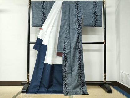 平和屋着物●本場大島紬　9マルキ　草木間道　ロング丈　正絹　逸品　CABC7102yc