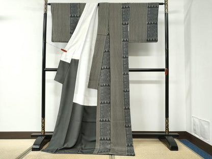 平和屋着物●上質な小紋　作家物　間道　抽象文　ロング丈　正絹　逸品　CABC7109yc