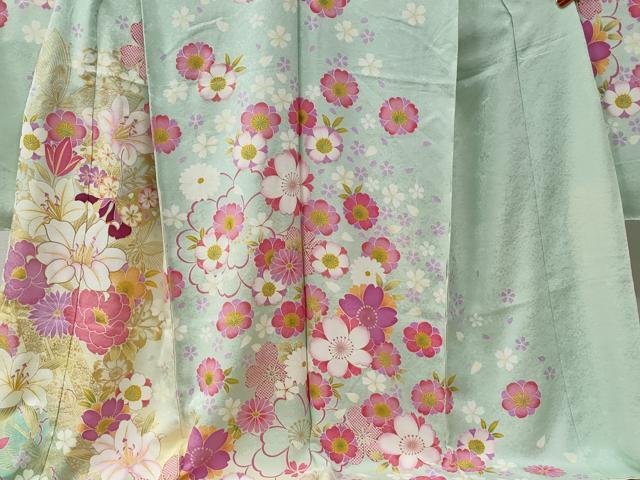 平和屋着物●豪華振袖　花蝶文　暈し染め　銀通し地　仮絵羽　逸品　未使用　CABC7128yc