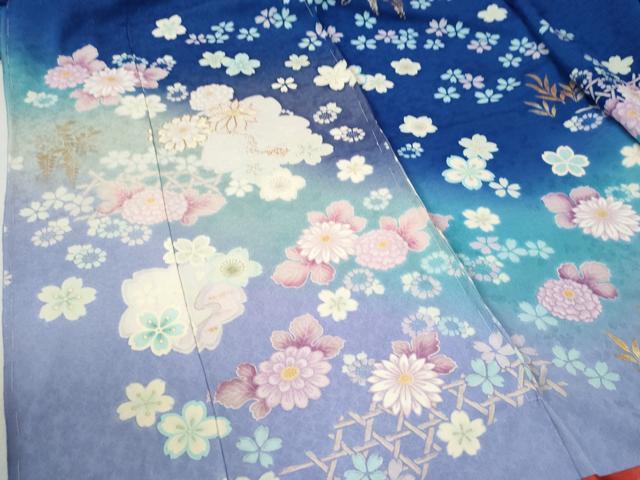 平和屋着物●豪華振袖　駒刺繍　網目舞花文　暈し染め　銀通し地　仮絵羽　逸品　未使用　CABC7132yc