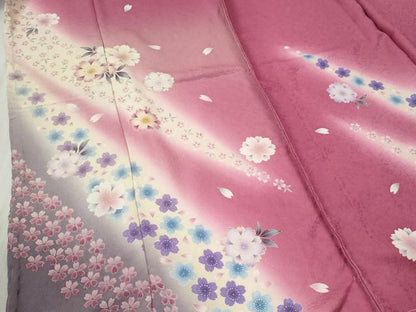 平和屋着物●豪華振袖　舞桜文　暈し染め　金彩　仮絵羽　逸品　未使用　CABC7137yc