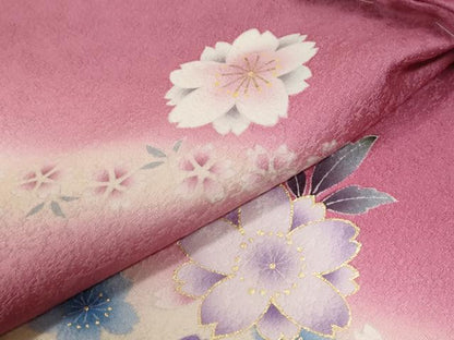平和屋着物●豪華振袖　舞桜文　暈し染め　金彩　仮絵羽　逸品　未使用　CABC7137yc