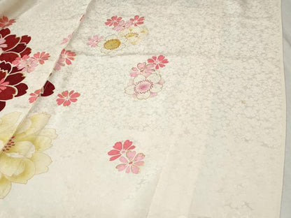 平和屋着物●豪華振袖　舞花文　ラメ糸　金彩　仮絵羽　逸品　未使用　CABC7138yc