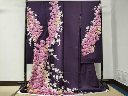 平和屋着物●ブライダルファッションデザイナー・桂由美　振袖　枝花文　銀通し地　仮絵羽　逸品　未使用　CABC7145yc