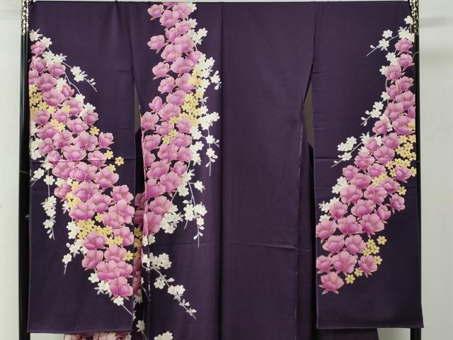 平和屋着物●ブライダルファッションデザイナー・桂由美　振袖　枝花文　銀通し地　仮絵羽　逸品　未使用　CABC7145yc