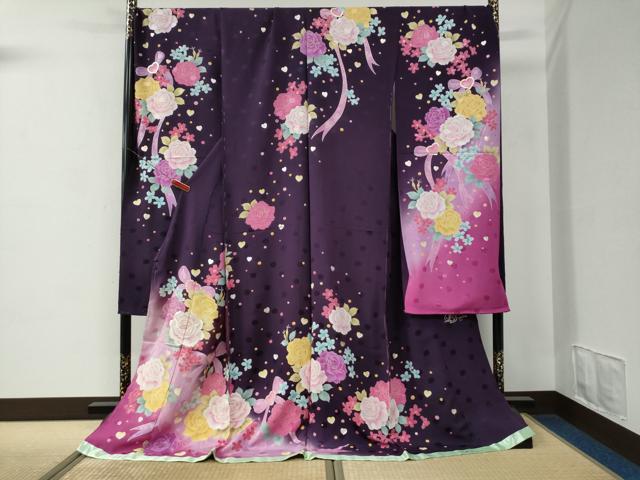 平和屋着物●豪華振袖　Leah Dizon　薔薇　ハート　リボン　ラインストーン　ラメ糸　暈し染め　金彩　仮絵羽　逸品　未使用　CABC7150yc