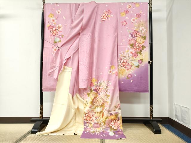 平和屋着物●豪華振袖　駒刺繍　菊花文　暈し染め　金彩　仮絵羽　逸品　未使用　CABC7151yc