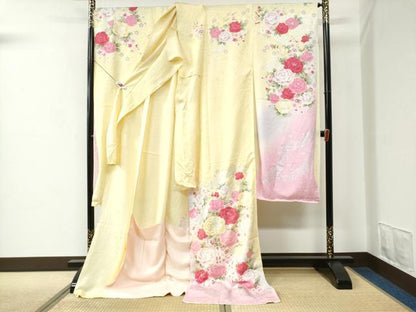 平和屋着物●豪華振袖　薔薇　蝶　暈し染め　金彩　仮絵羽　逸品　未使用　CABC7154yc