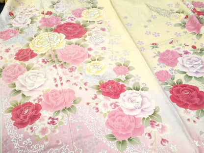 平和屋着物●豪華振袖　薔薇　蝶　暈し染め　金彩　仮絵羽　逸品　未使用　CABC7154yc