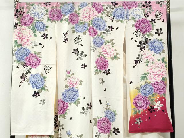 平和屋着物●豪華振袖　牡丹　蝶　ラメ糸　銀彩　仮絵羽　逸品　未使用　CABC7155yc