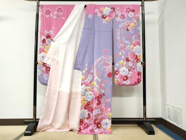 平和屋着物●豪華振袖　牡丹花蝶文　ラメ糸　暈し染め　銀通し地　正絹　逸品　CABC7178yc