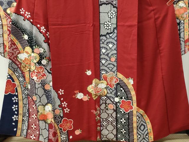 平和屋着物●豪華振袖　雪輪舞桜花車文　金彩　正絹　逸品　CABC7181yc