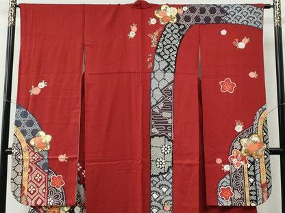 平和屋着物●豪華振袖　雪輪舞桜花車文　金彩　正絹　逸品　CABC7181yc