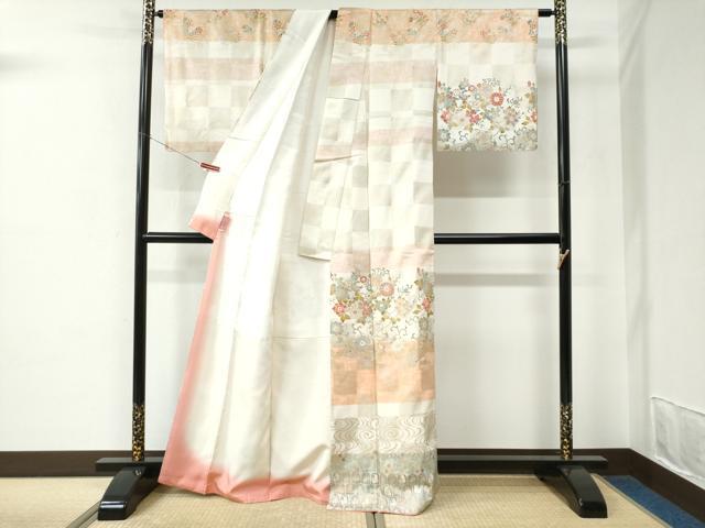 平和屋着物●訪問着　市松流水花蝶動物唐草文　金銀彩　正絹　逸品　CABC7184yc