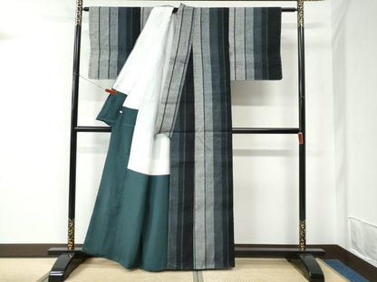 平和屋着物●本場結城紬　重要無形文化財　縞　証紙付き　正絹　逸品　未使用　CABC7191yc