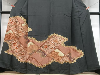 平和屋着物■豪華黒留袖　駒刺繍　宝尽くし文　金彩　正絹　逸品　CABC7211xe