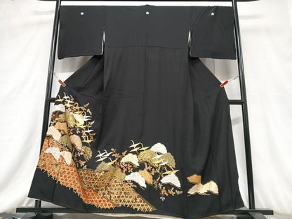 平和屋着物■豪華黒留袖　駒刺繍　飛鶴松文　金銀彩　正絹　逸品　CABC7371xe