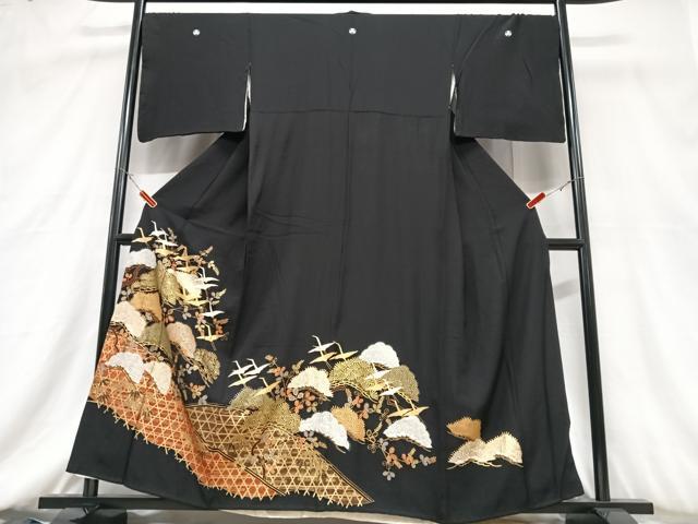 平和屋着物■豪華黒留袖　駒刺繍　飛鶴松文　金銀彩　正絹　逸品　CABC7371xe