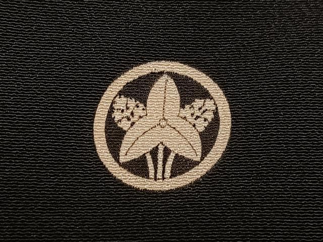 平和屋着物■豪華黒留袖　駒刺繍　立波文　金彩　正絹　逸品　CABC7446xe