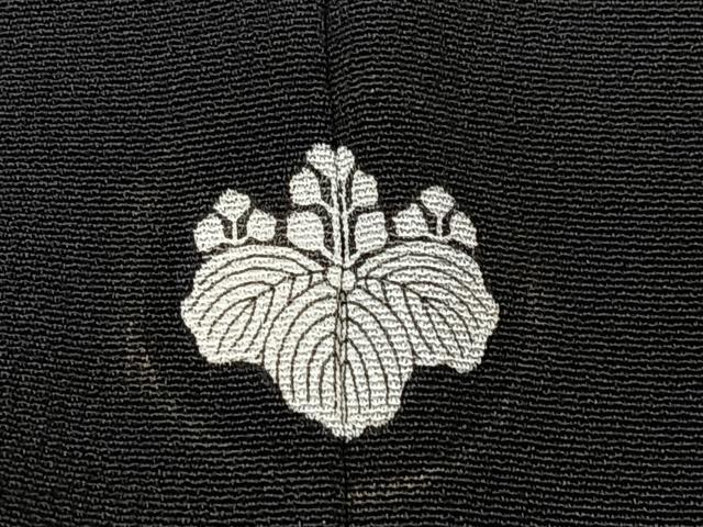 平和屋着物■豪華黒留袖　刺繍　風景文　鶴　銀彩　正絹　逸品　CABC7505xe