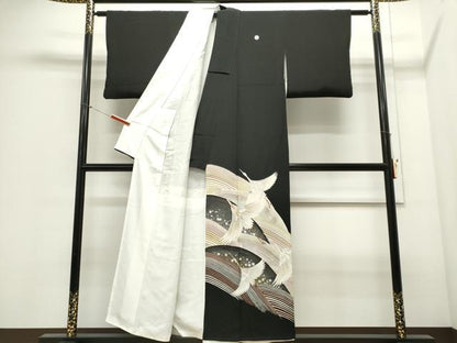 平和屋着物■豪華黒留袖　刺繍　立波飛鶴文　暈し染め　金銀彩　正絹　逸品　CABC7944ou