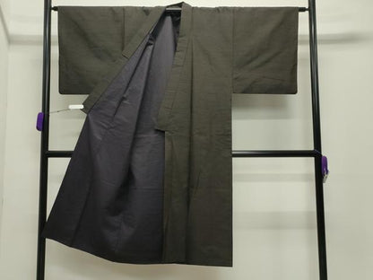 平和屋着物●男性 紬 アンサンブル・長襦袢セット 霞文 憲法黒茶色 正絹 逸品 CABC8031gh