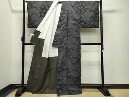 平和屋着物●本場染大島紬 青海波群鶴文 正絹 逸品 CABC8113gh