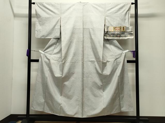 平和屋着物●都喜ヱ門 本場大島紬 白大島 9マルキ 花唐草文 藤絹織物謹製 証紙付き 正絹 逸品 CABC8118gh