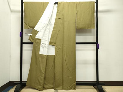 平和屋着物●上質な色無地　花唐草地紋　 青朽葉色　正絹　逸品　未使用　CABC8196gh