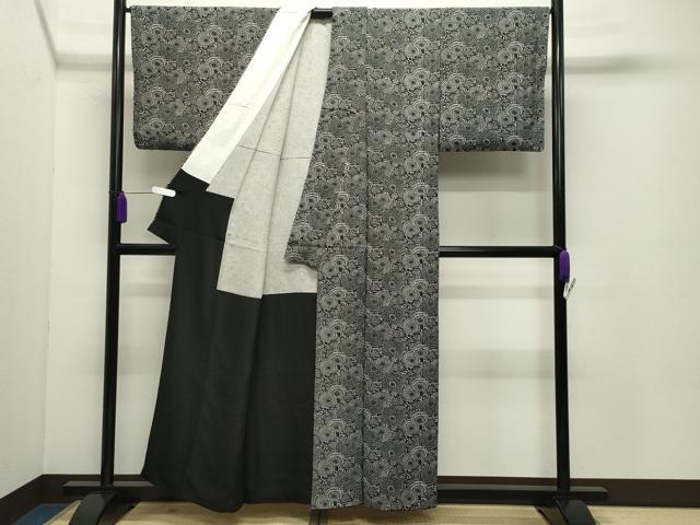 平和屋着物●上質な小紋　型染め　菊唐草文　黒地　胴抜き仕立て　正絹　逸品　CABC8206gh