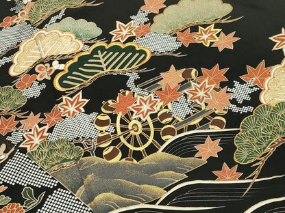 平和屋着物●創業460年・千總　黒留袖　駒刺繍　浜松水車草花文　金彩　正絹　逸品　CABC8229gh