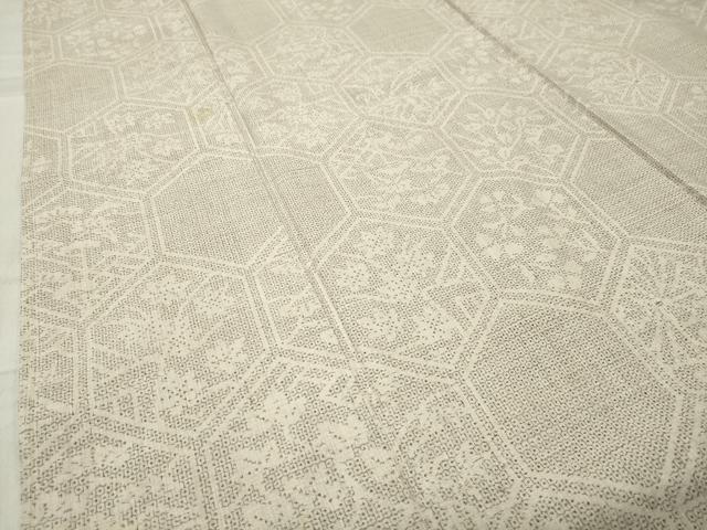 平和屋着物●本場結城紬　重要無形文化財　100亀甲　亀甲花文　正絹　逸品　CABC8240gh