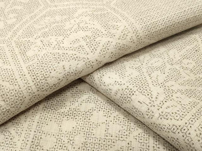 平和屋着物●本場結城紬　重要無形文化財　100亀甲　亀甲花文　正絹　逸品　CABC8240gh