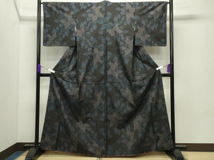 平和屋着物●本場大島紬 9マルキ 舞葉文 正絹 逸品 未使用 CABC8249gh