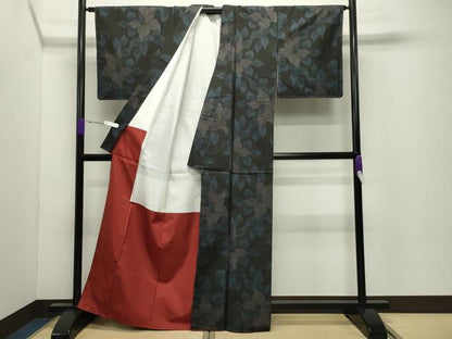 平和屋着物●本場大島紬 9マルキ 舞葉文 正絹 逸品 未使用 CABC8249gh
