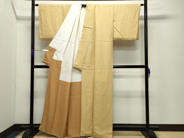 平和屋着物●上質な色無地　紋意匠　支子色　正絹　逸品　CABC8255gh