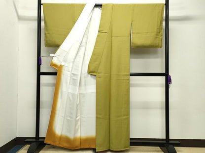 平和屋着物●上質な色無地　作家物　菜種油色　正絹　逸品　CABC8329gh