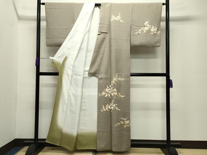 平和屋着物●訪問着　駒刺繍　万寿菊梅笹文　金彩　正絹　逸品　CABC8362gh